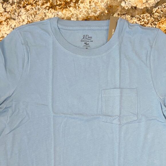 NWT J. Crew Men's Light Blue Mist Broken-In Jersey Essential Crewneck T-Shirt -M - Picture 6 of 8